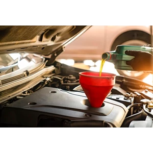 Air Radiator Merah vs Hijau Kenali Perbedaannya Sebelum Salah Pilih